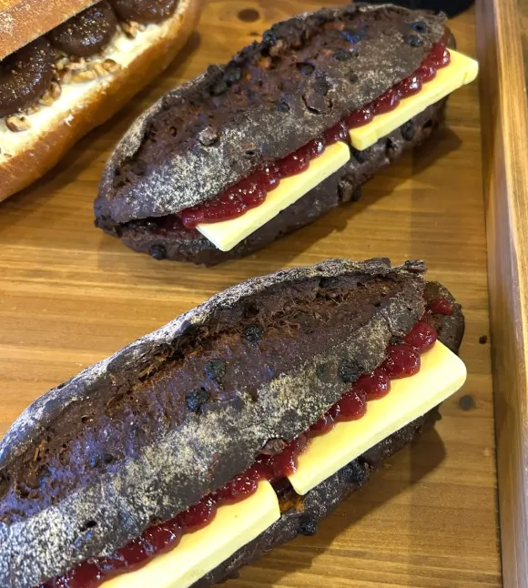 라즈베리 쇼콜라 바게트